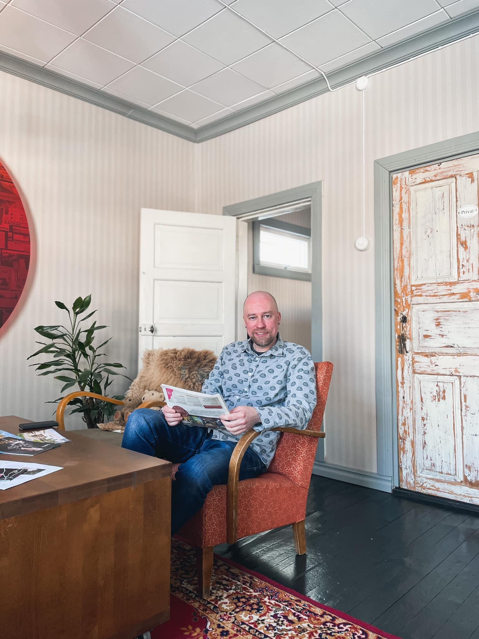 Sami Karjalaisen mainostoimisto Vehree peräänkuuluttaa ekologisuuden merkitystä – yrityksen tarina kietoutuu hienosti osaksi vanhan sekatavarakaupan historiaa